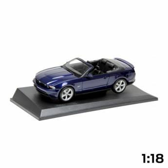 Ford Mustang GT Cabrio 2010 1:18 
